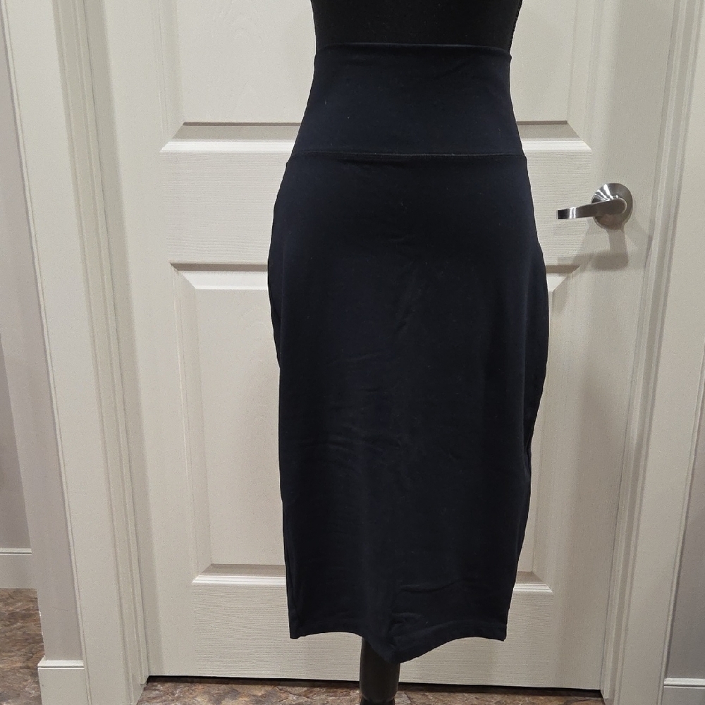bebe Black Pencil Skirt